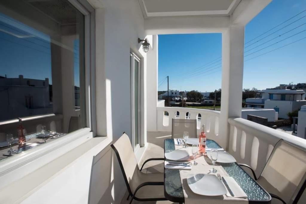 Jonaz Suites Mykonos Town Eksteriør billede